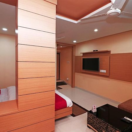 Capital O Hotel Sapphire Inn Gorakhpur Eksteriør bilde