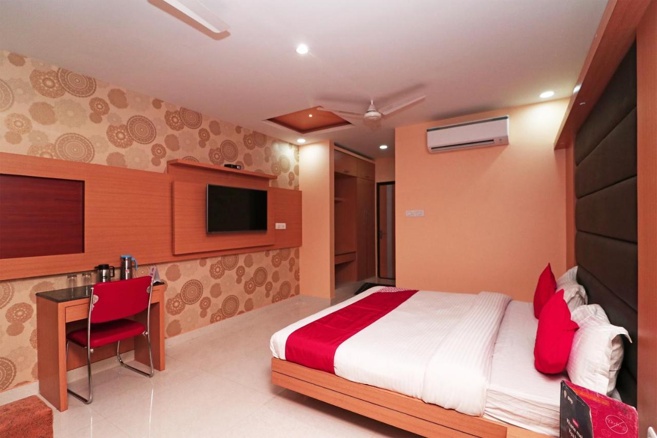 Capital O Hotel Sapphire Inn Gorakhpur Eksteriør bilde