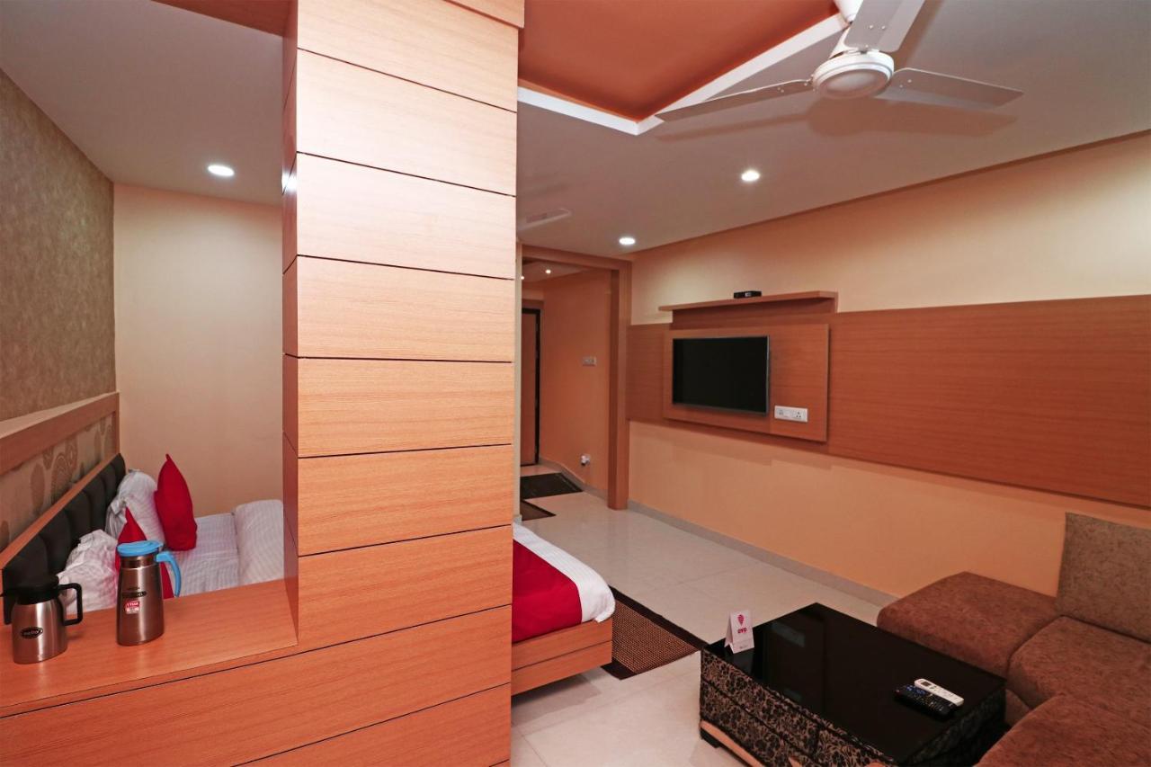Capital O Hotel Sapphire Inn Gorakhpur Eksteriør bilde